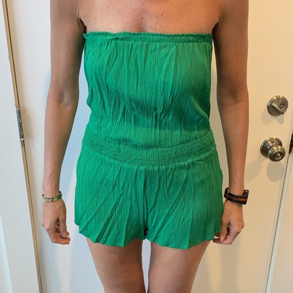 Forever 21 Emerald Green Ruched Strapless Romper - Picture 2 of 7